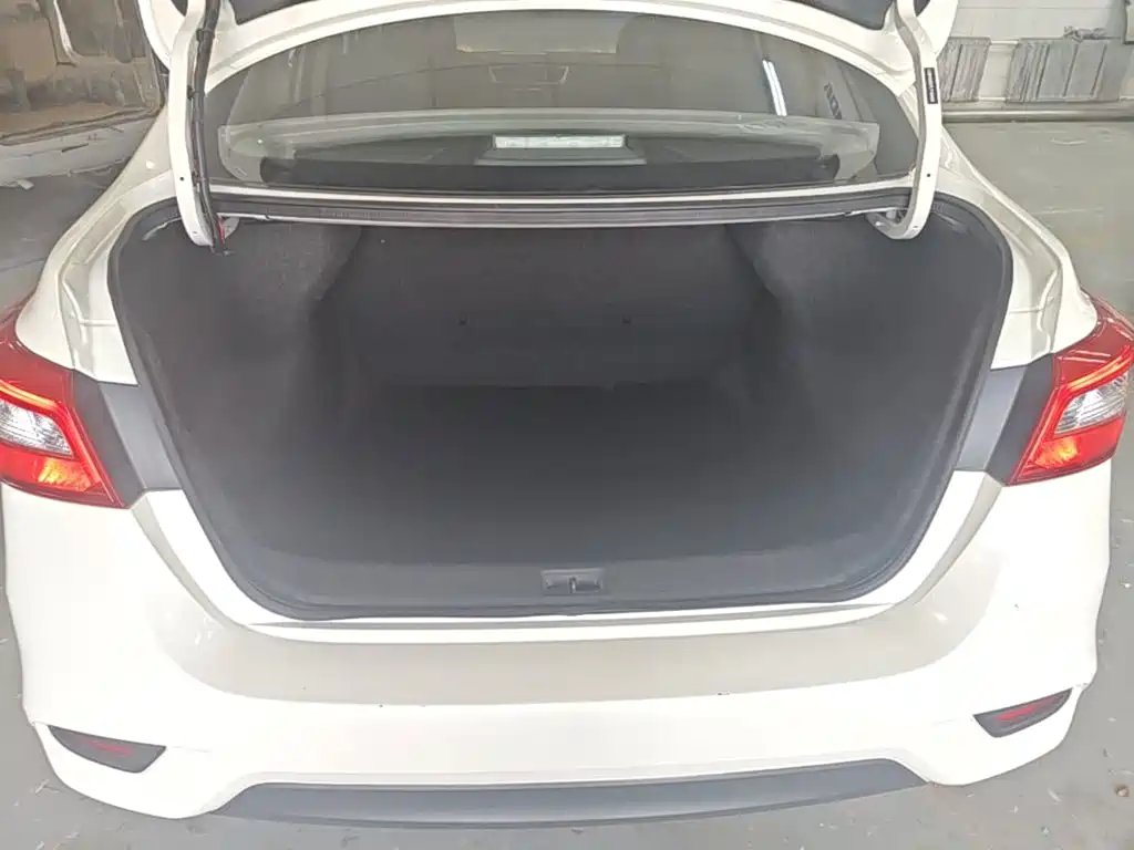 Nissan Sylphy 2020 — фото 19