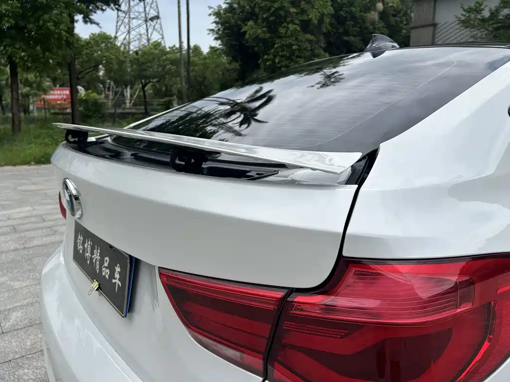 BMW 3 Series GT 2018 — фото 12