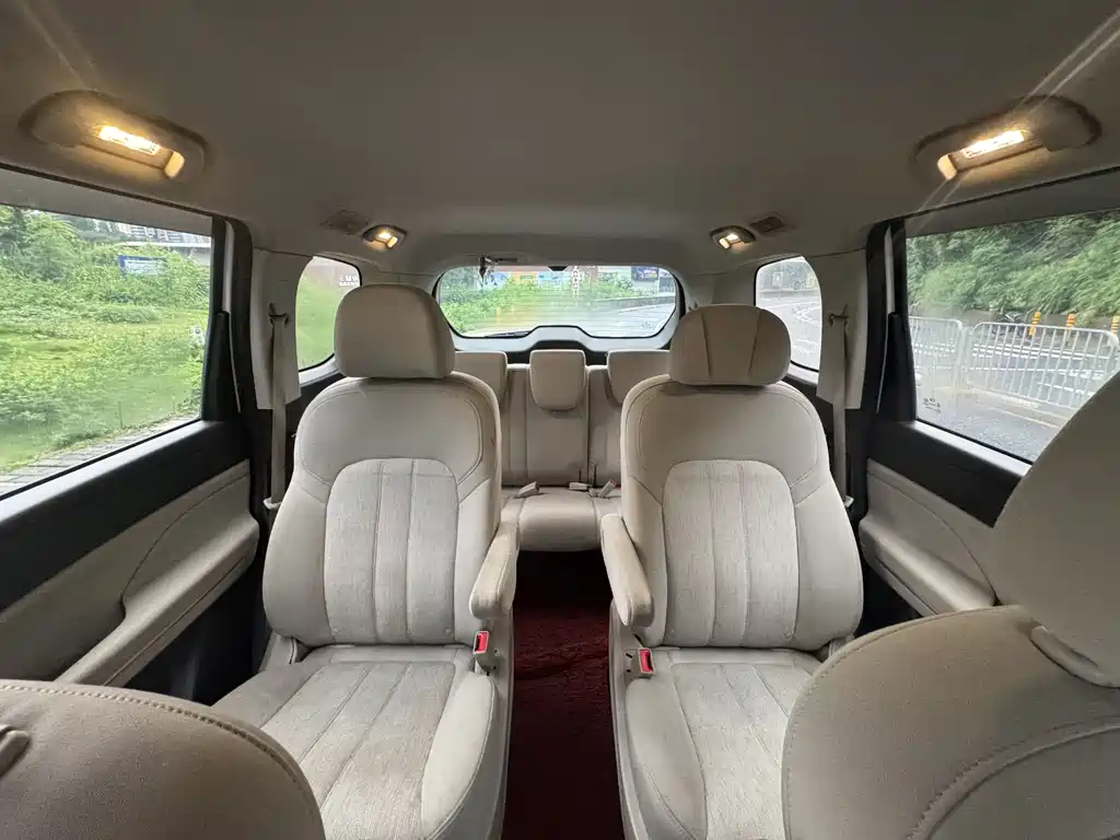 GAC Motor Trumpchi M6 2020 — фото 12