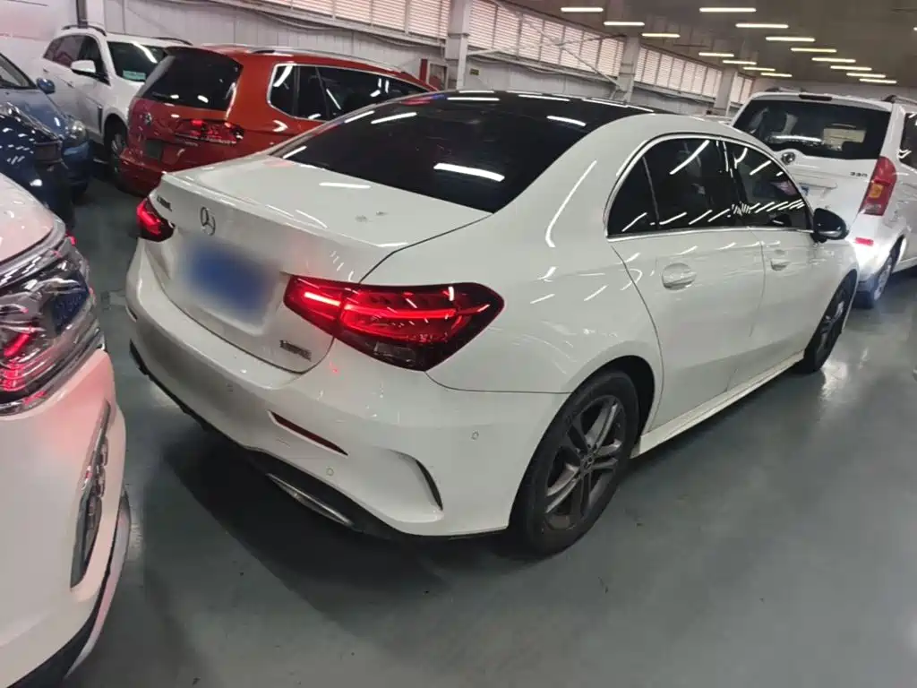 Mercedes-Benz A-Class 2020 — фото 7