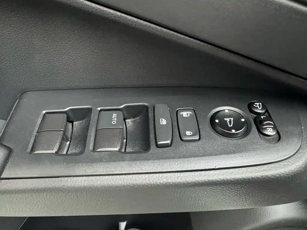 Honda Vezel 2023 — фото 16