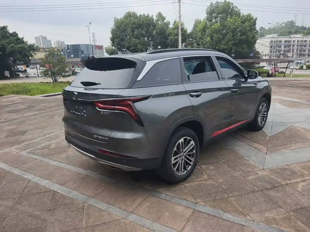 Changan CS75PLUS 2022 — фото 7