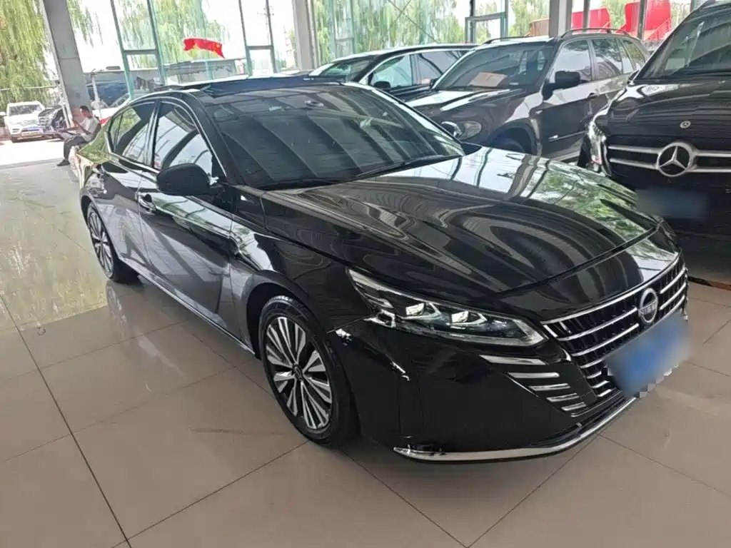 Nissan Teana 2024