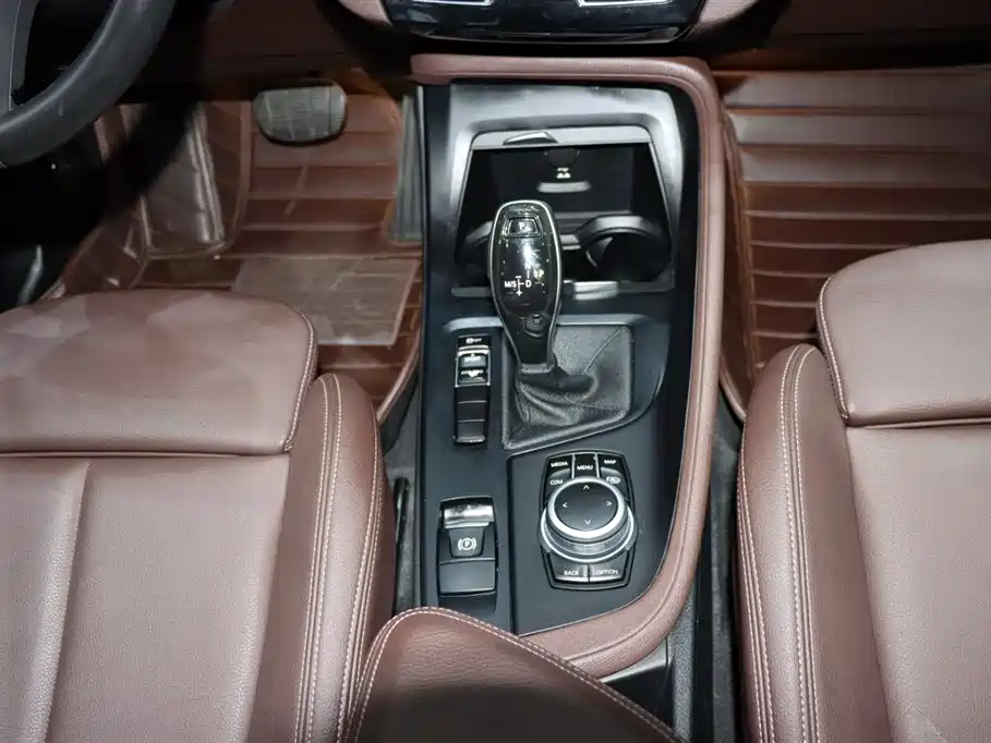 BMW X1 2021 — фото 15