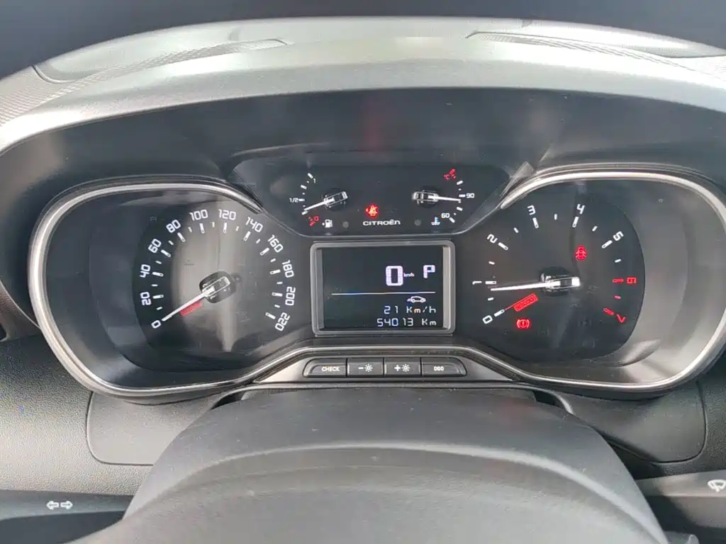 Citroën Yunyi C4 AIRCROSS 2019 — фото 12