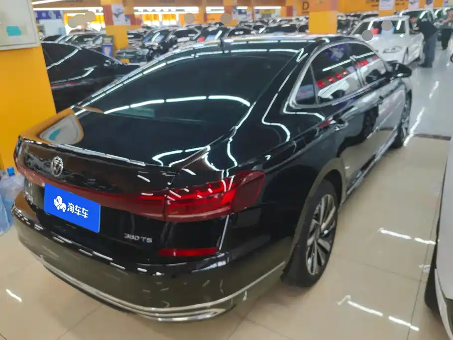 Volkswagen Passat 2022