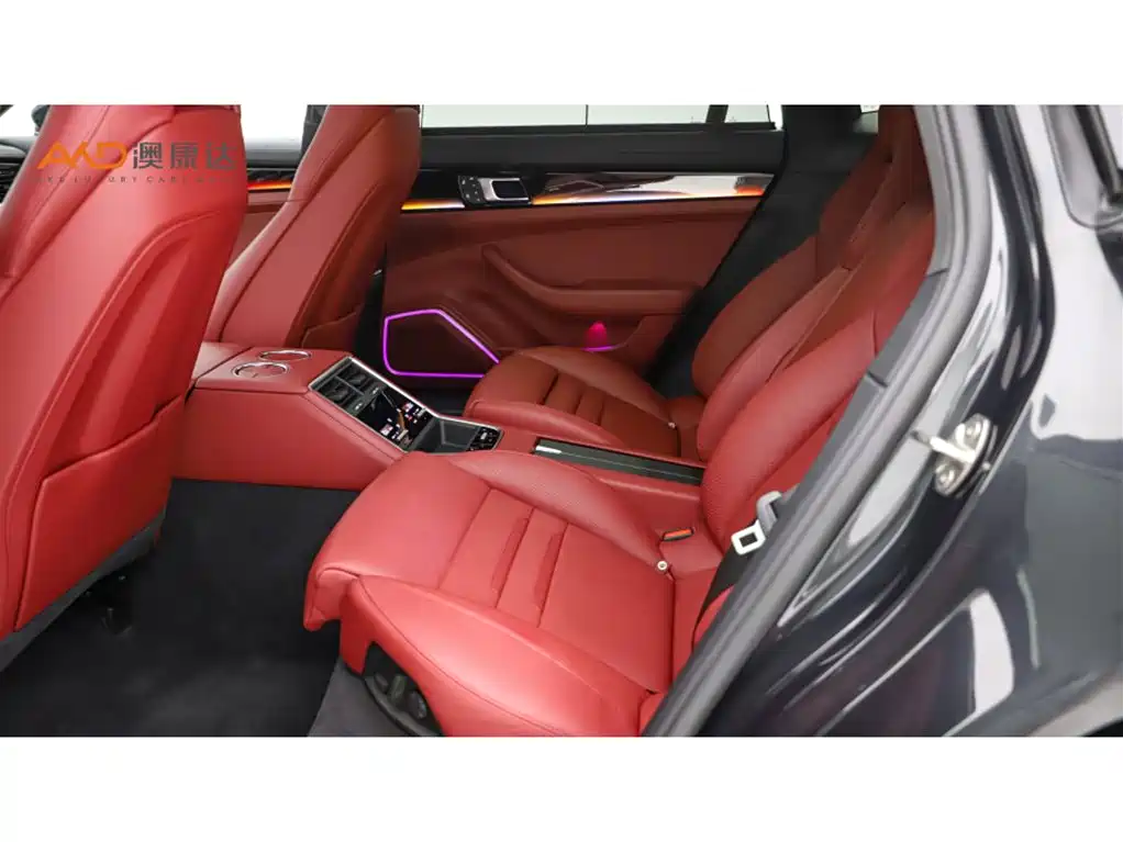 Porsche Panamera 2024