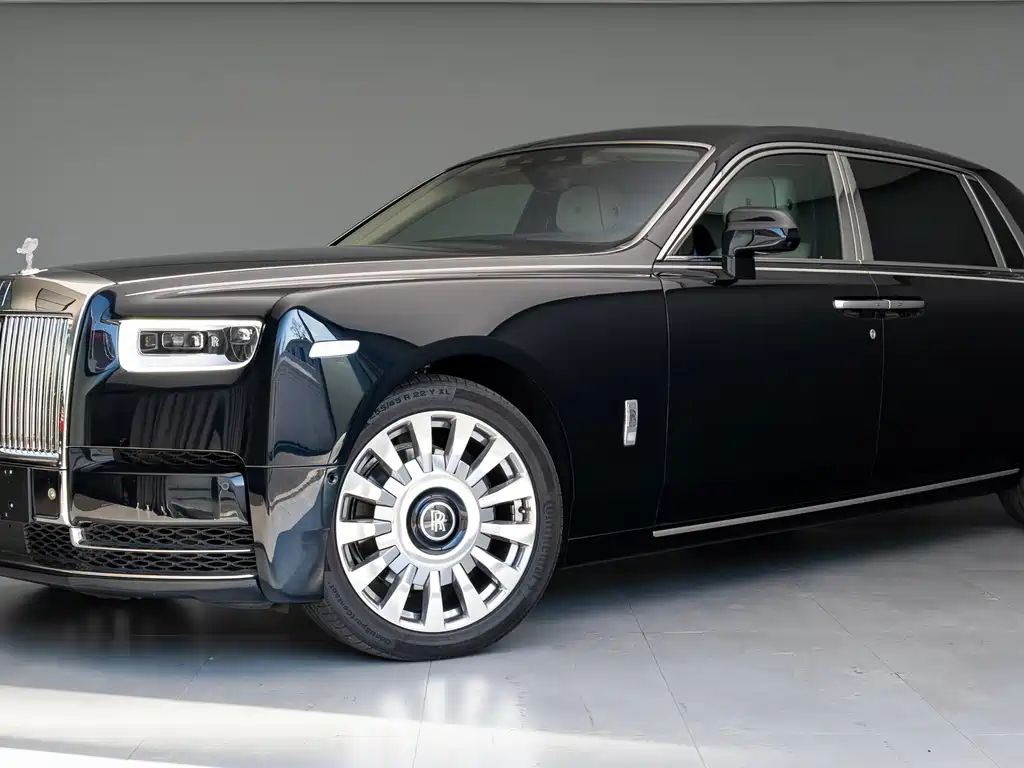 Rolls-Royce Phantom 2020 — фото 2