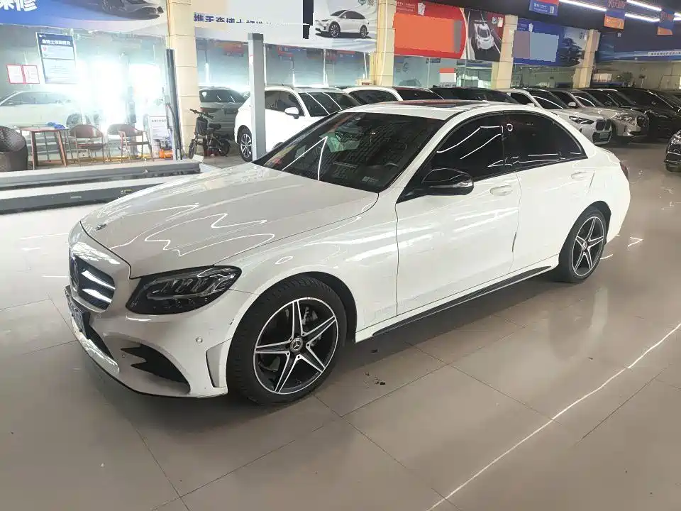 Mercedes-Benz C-Class 2020