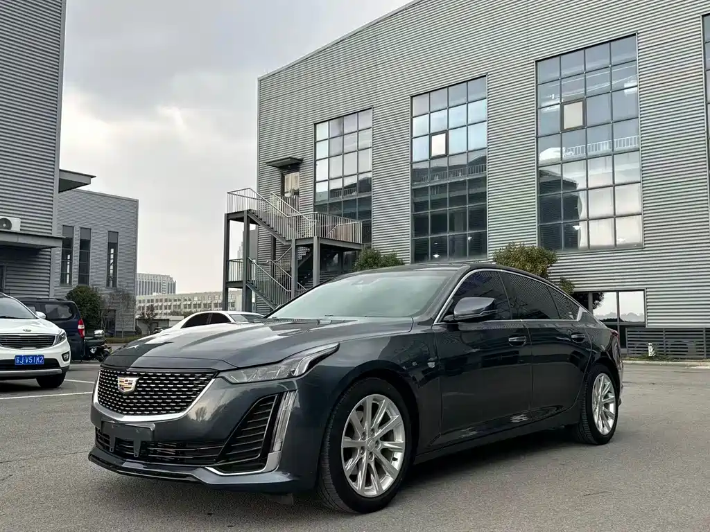 Cadillac CT5 2020 — фото 1