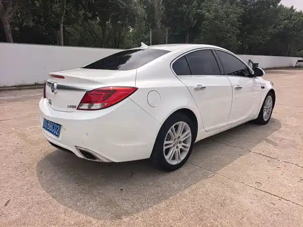 Buick Regal 2013