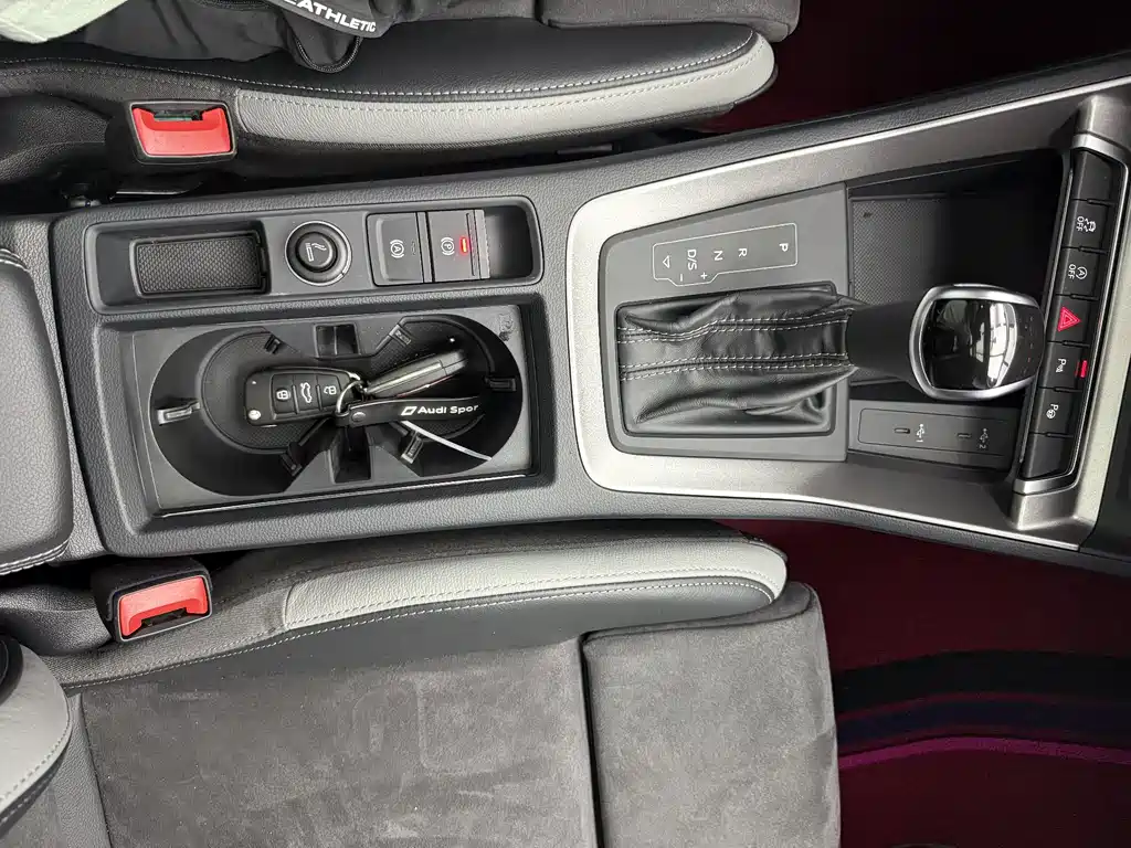 Audi Q3 2023 — фото 13