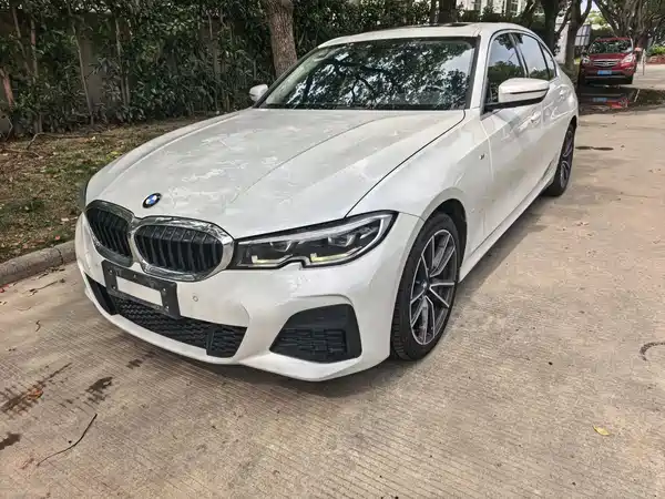 BMW 3 Series 2021