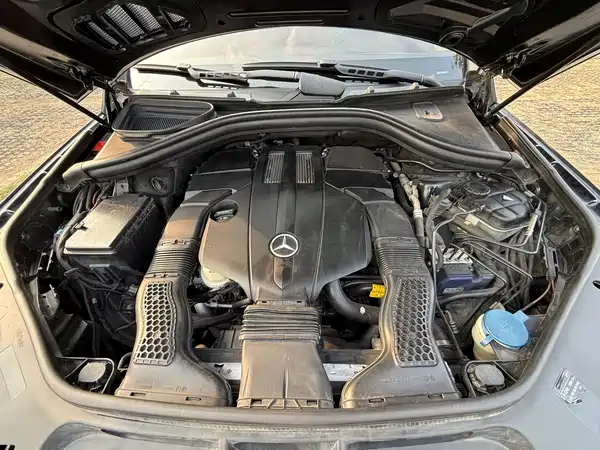 Mercedes-Benz M-Class 2014