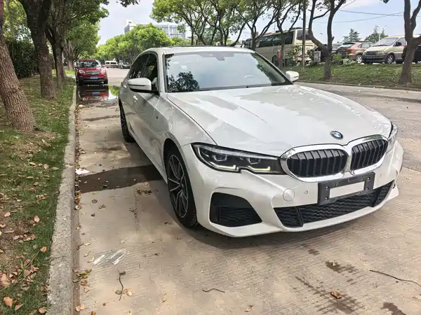BMW 3 Series 2021