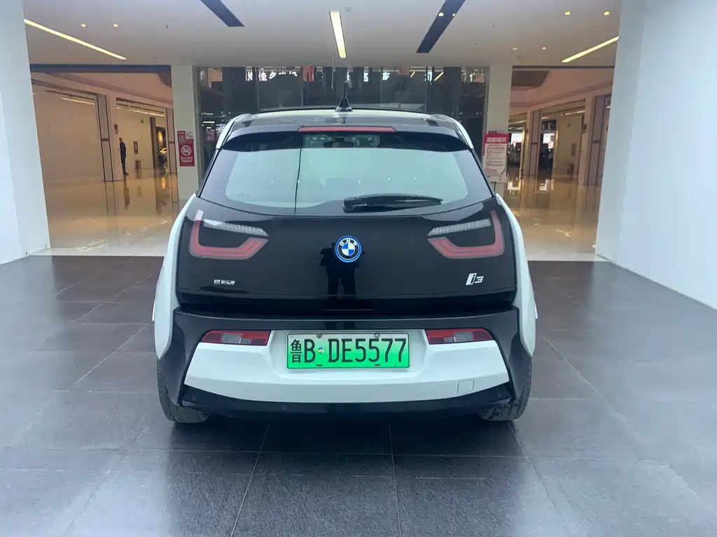 BMW i3 2016 — фото 16