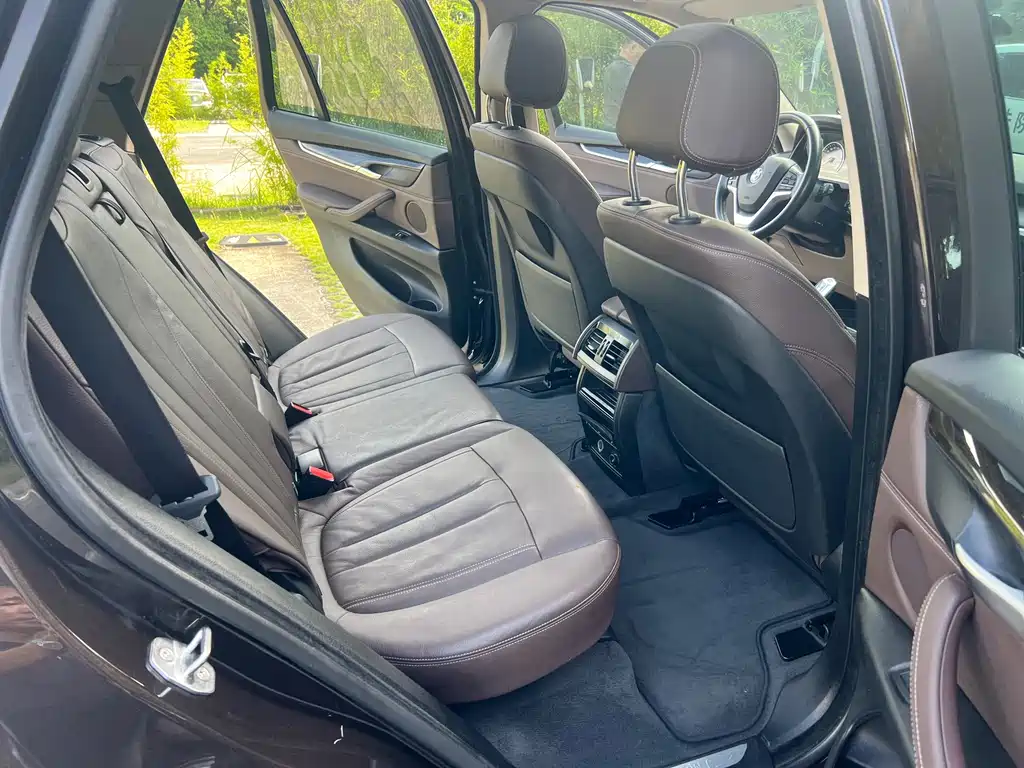 BMW X5 2015 — фото 12