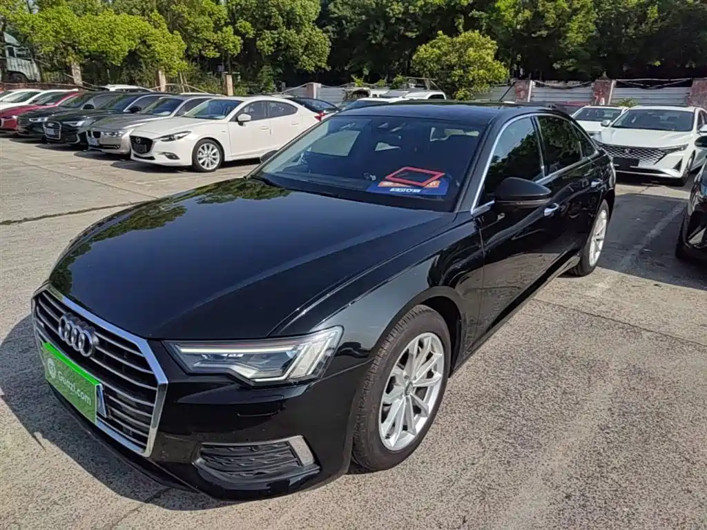 Audi A6L 2020 — фото 1