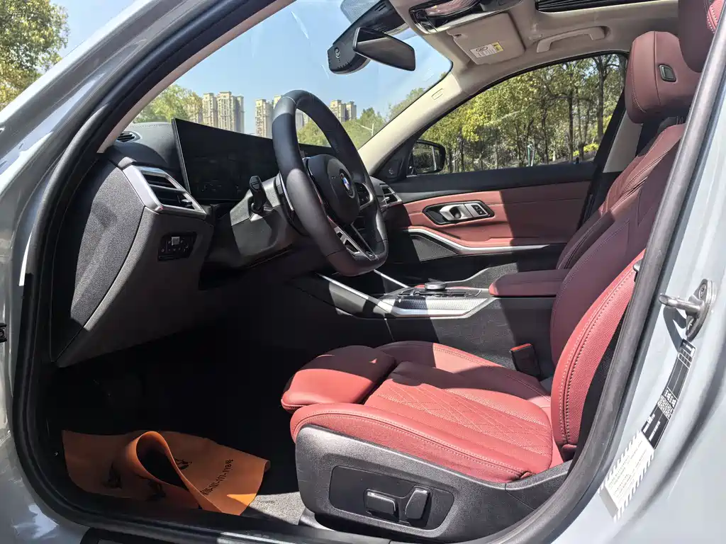 BMW 3 Series 2025