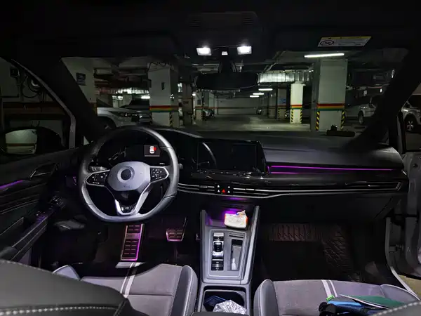 Volkswagen Golf 2023