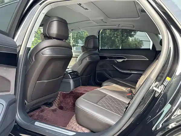 Audi A8 2024