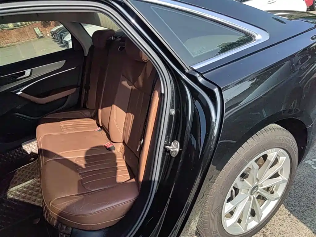Audi A6L 2020 — фото 17