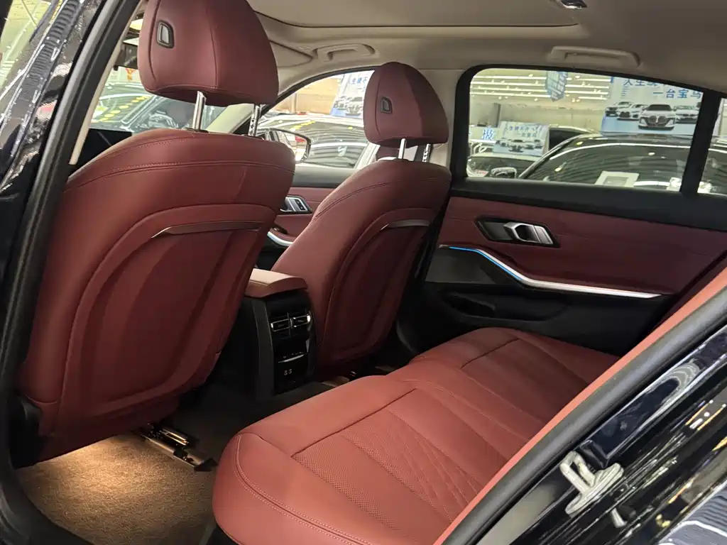 BMW i3 2024