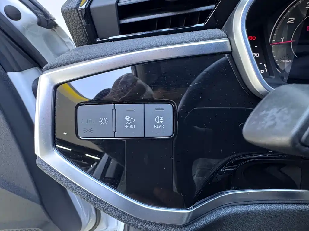 Audi Q3 2022 — фото 15