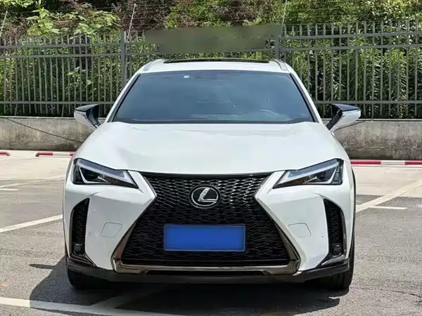 Lexus UX 2019