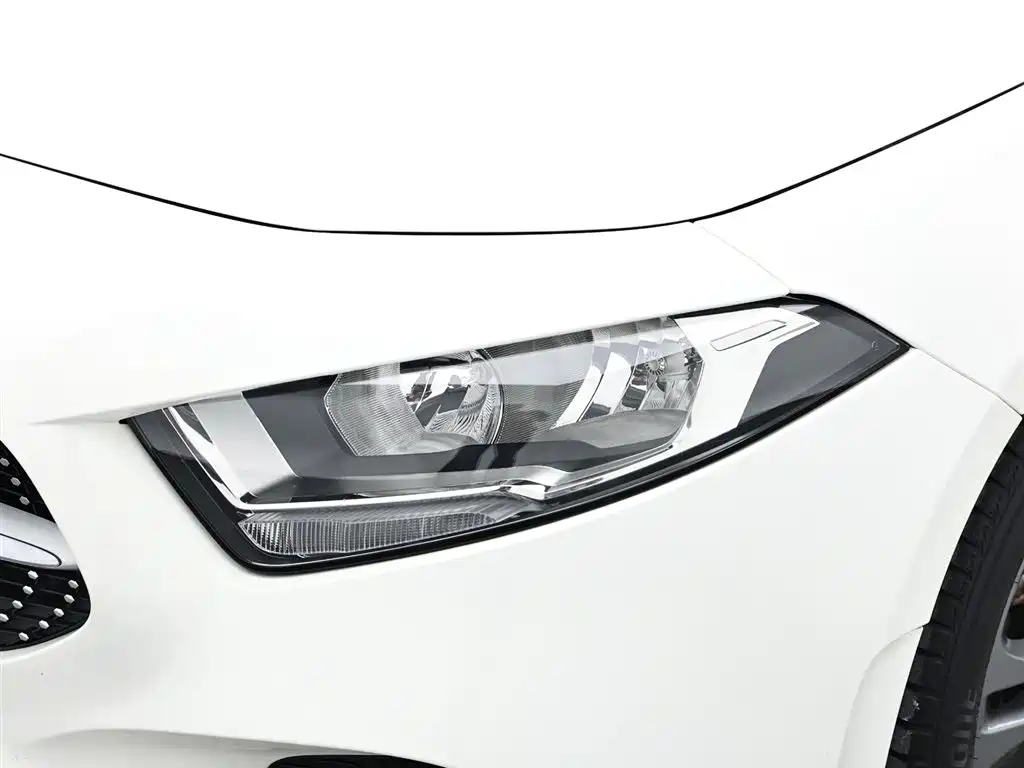 Mercedes-Benz A-Class 2022 — фото 16