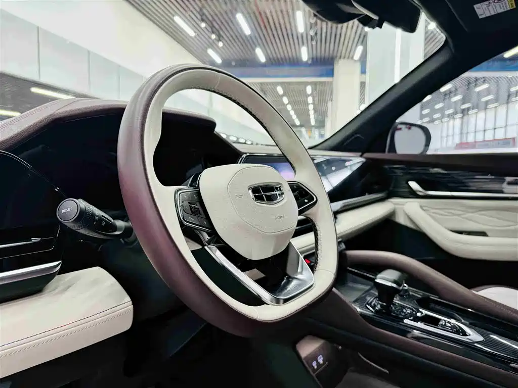 Geely Xingyue L 2023 — фото 13