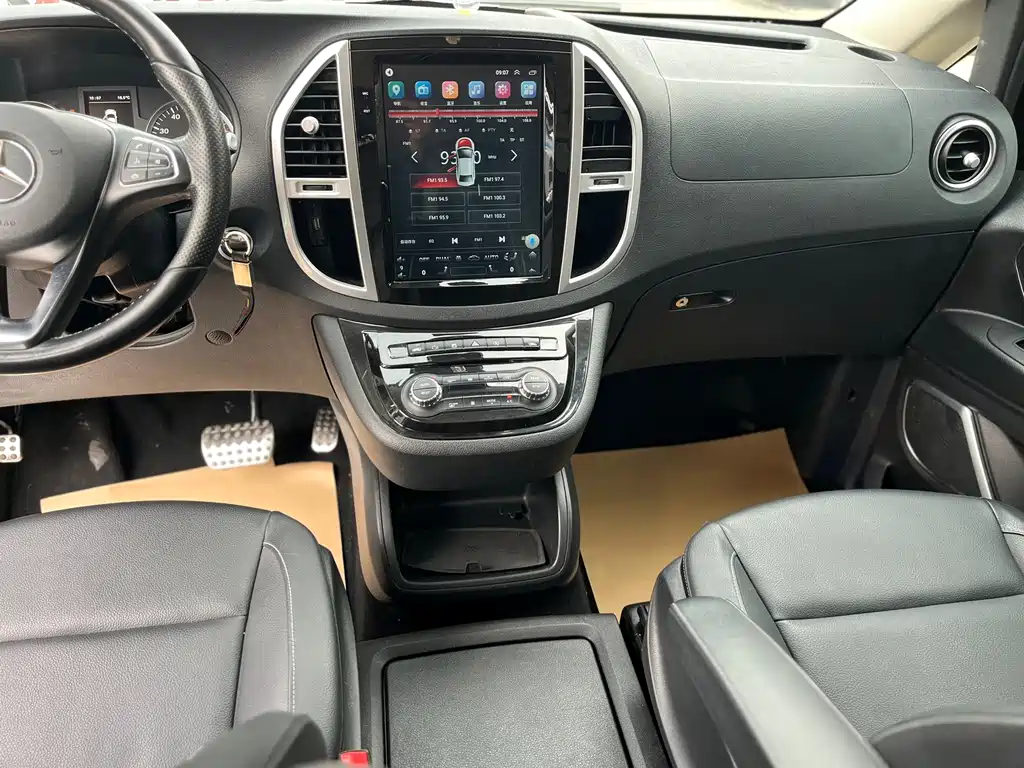 Mercedes-Benz Vito 2018 — фото 16