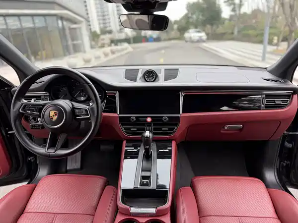 Porsche Macan 2023