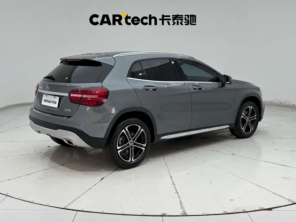 Mercedes-Benz GLA 2018 — фото 8