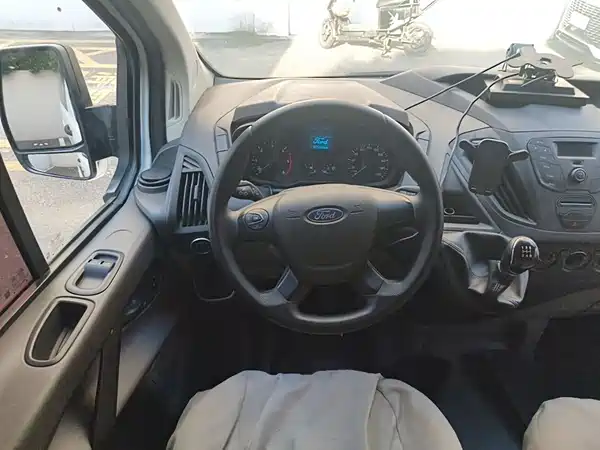Ford Transit 2021