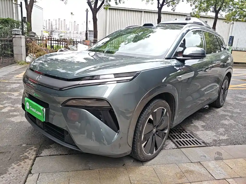 BYD Tang L 2025