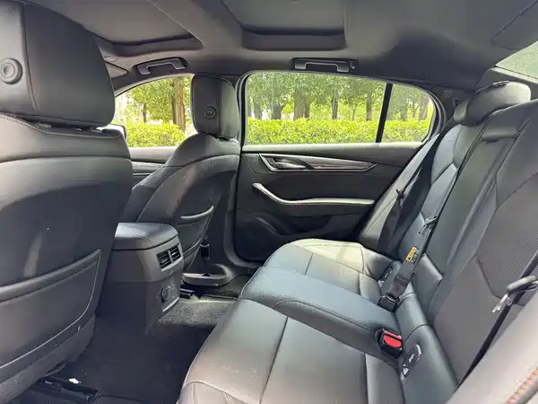 Cadillac CT5 2024