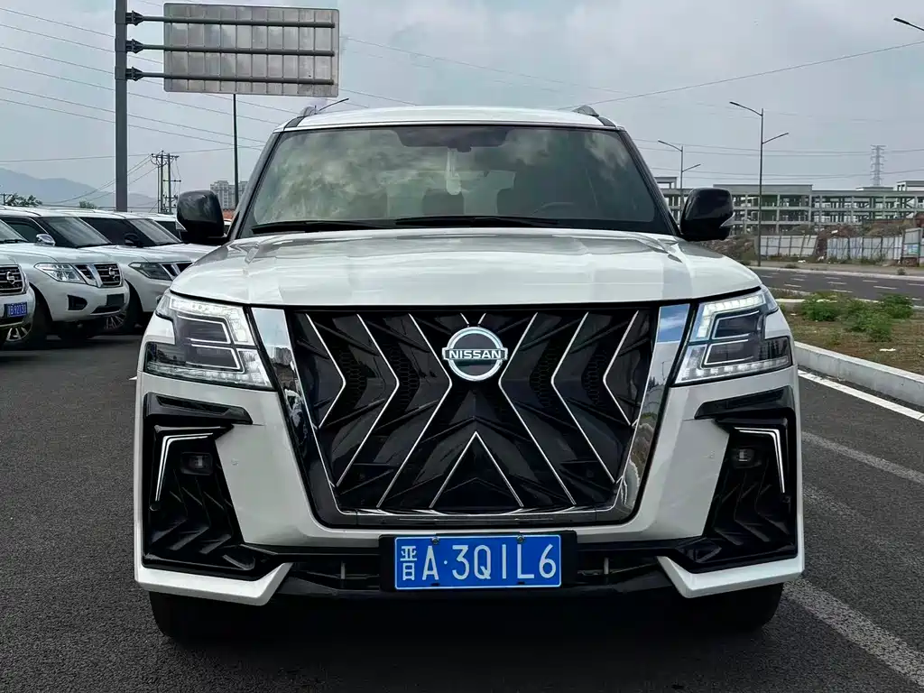 Nissan Patrol 2019 — фото 2