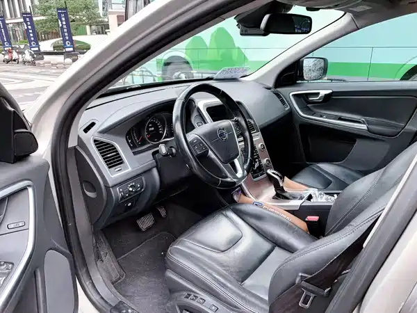 Volvo XC60 2017