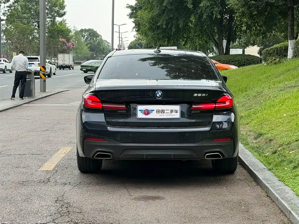 BMW 5 Series 2022