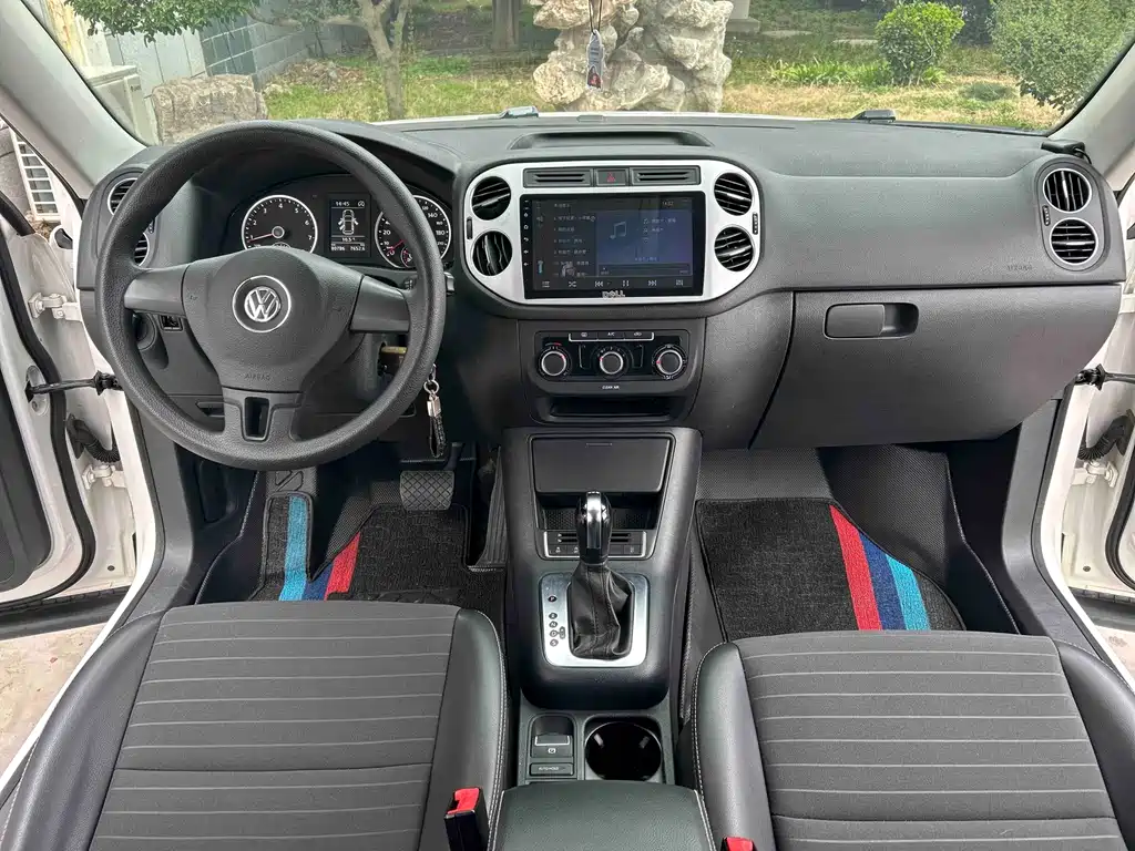 Volkswagen Tiguan 2018 — фото 11