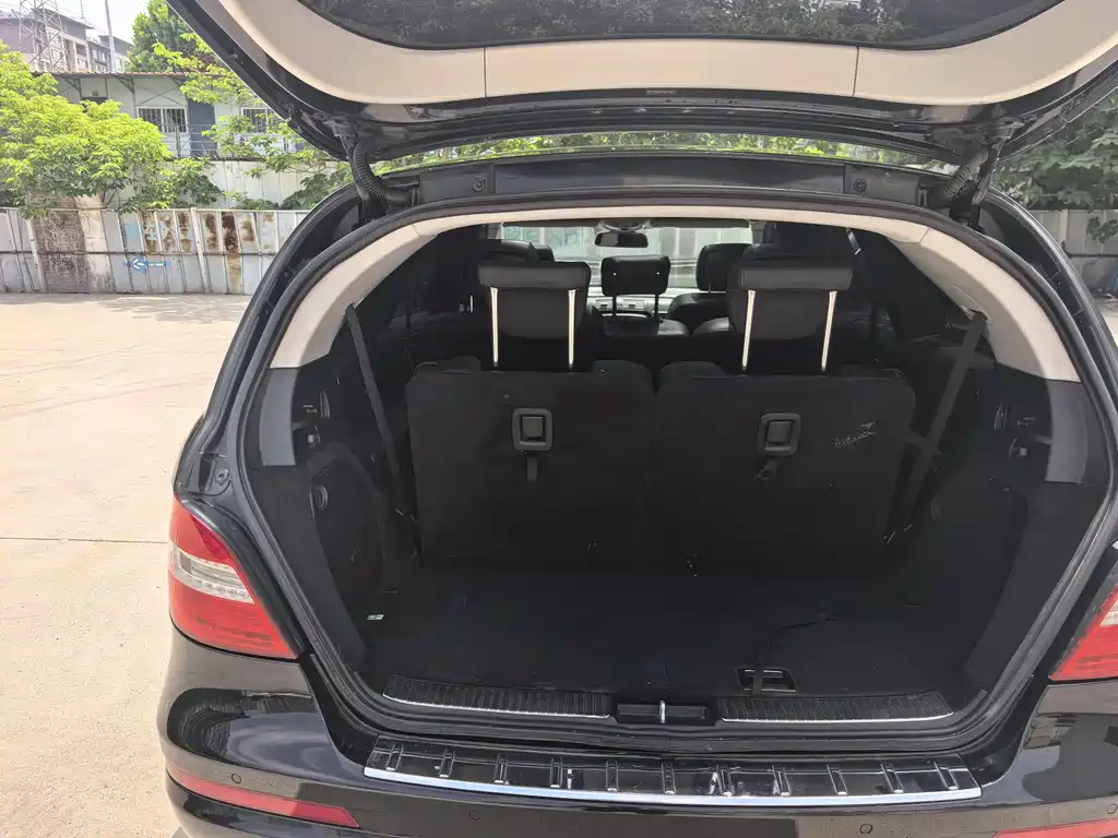 Mercedes-Benz R-Class 2017 — фото 13