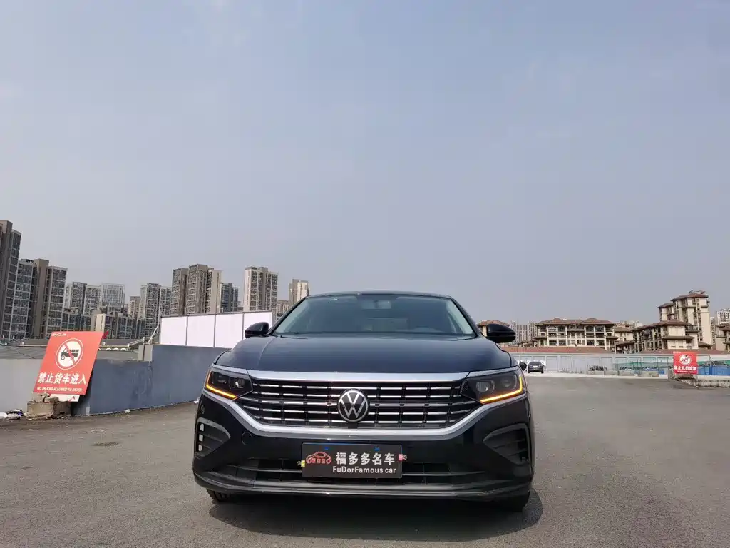 Volkswagen Passat 2023