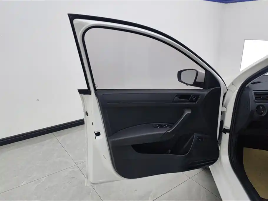 Volkswagen Santana 2021