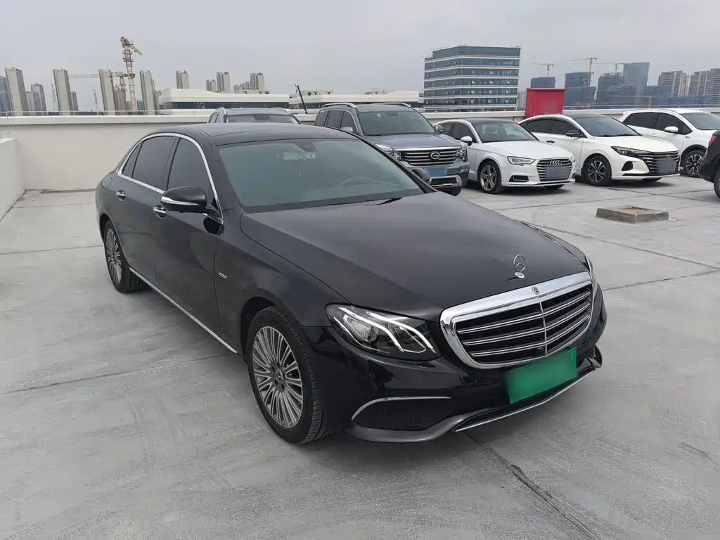 Mercedes-Benz E-Class 2020 — фото 23