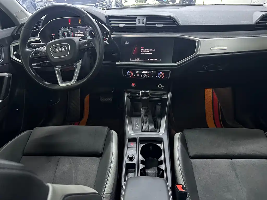 Audi Q3 2022 — фото 16