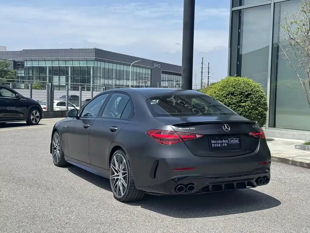 Mercedes-Benz C-Class AMG 2025 — фото 13