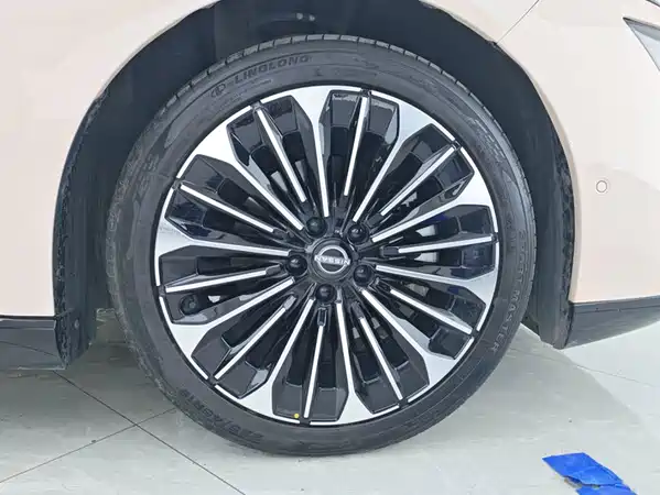 Nissan N7 2025