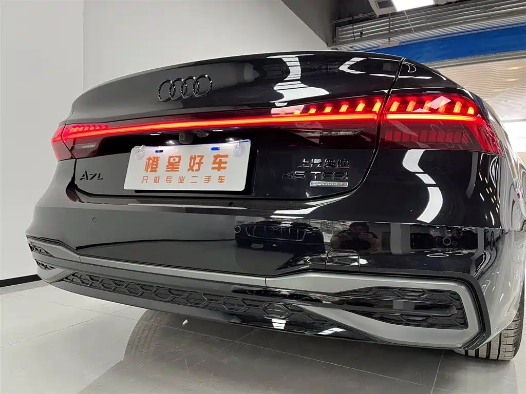 Audi A7L 2025 — фото 15