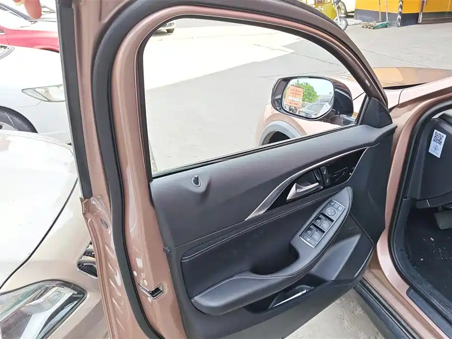 Infiniti QX30 2018